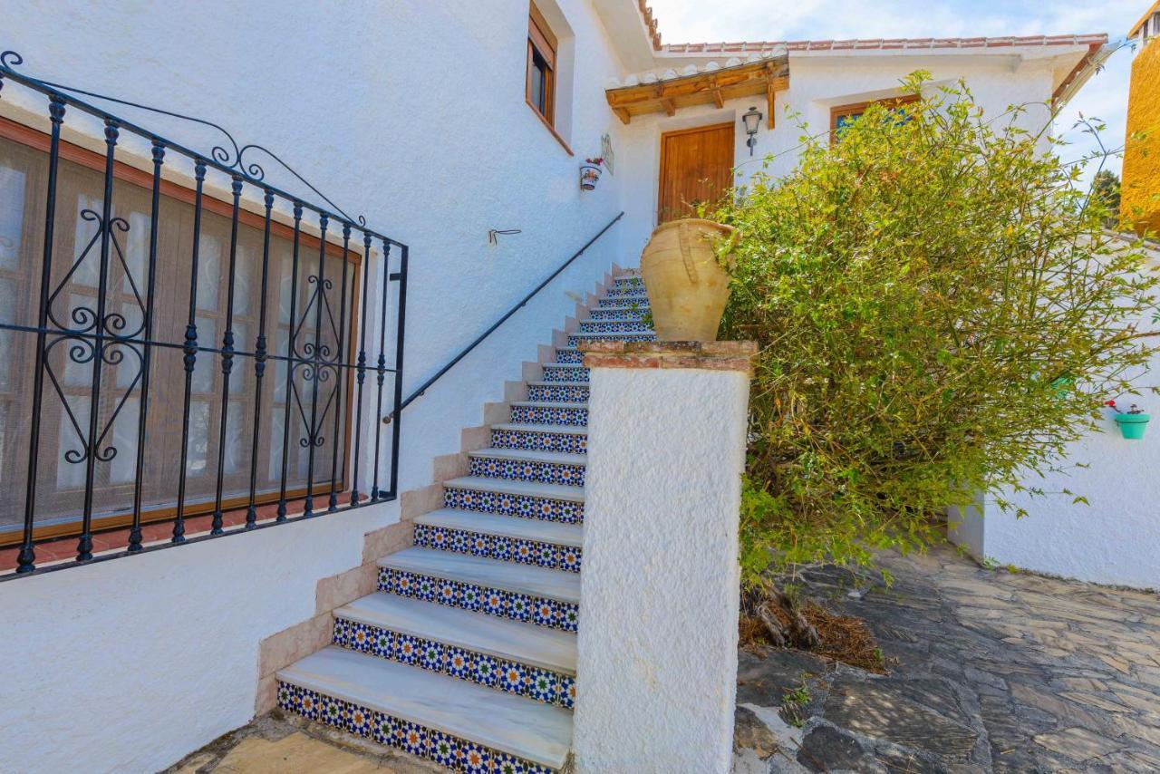 Casa Jardin Del Olivar Con Piscina Privada Alcaucin Bagian luar foto