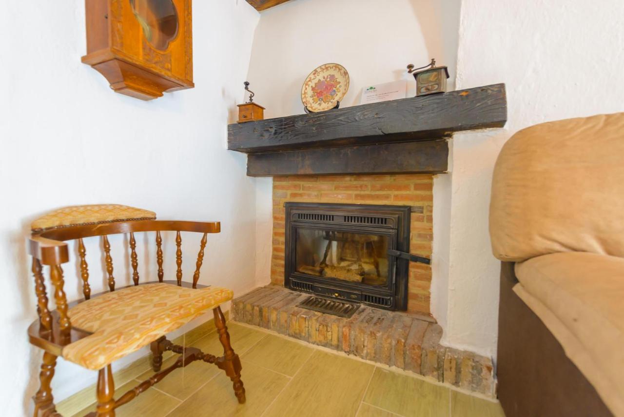 Casa Jardin Del Olivar Con Piscina Privada Alcaucin Bagian luar foto