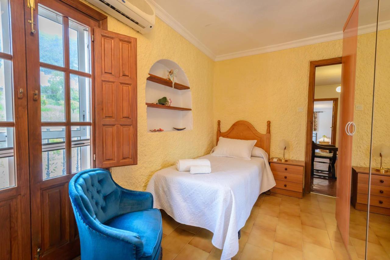 Casa Jardin Del Olivar Con Piscina Privada Alcaucin Bagian luar foto