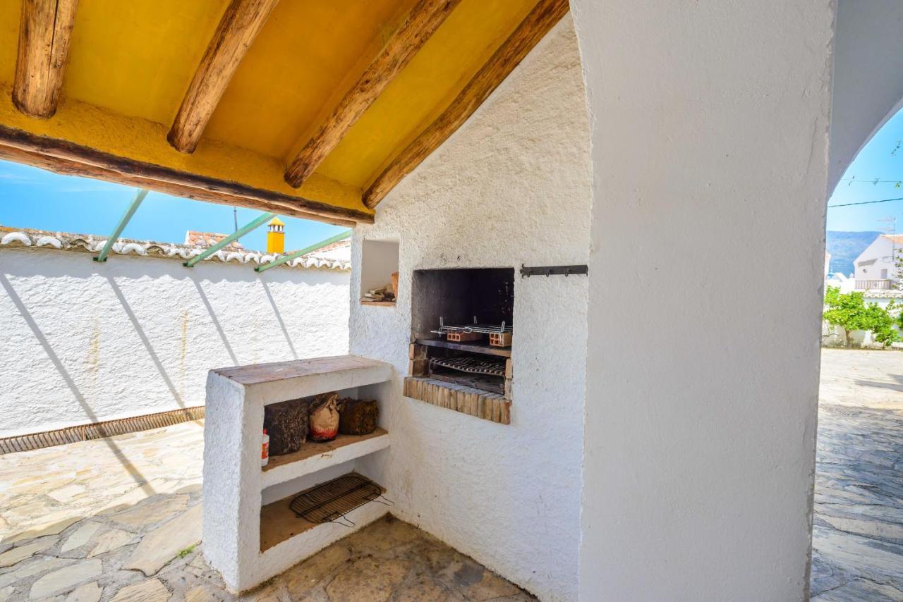 Casa Jardin Del Olivar Con Piscina Privada Alcaucin Bagian luar foto