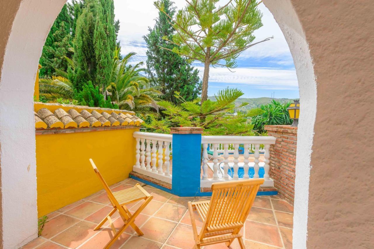 Casa Jardin Del Olivar Con Piscina Privada Alcaucin Bagian luar foto